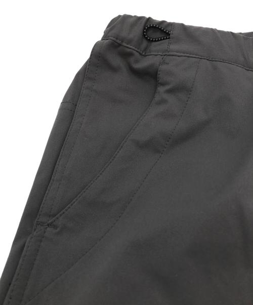 ROARK REVIVAL（ロアークリバイバル）ROARK REVIVAL (ロアークリバイバル) TRAVEL PANT RESISTANT TWILL - RELAX グレー サイズ:Lの古着・服飾アイテム