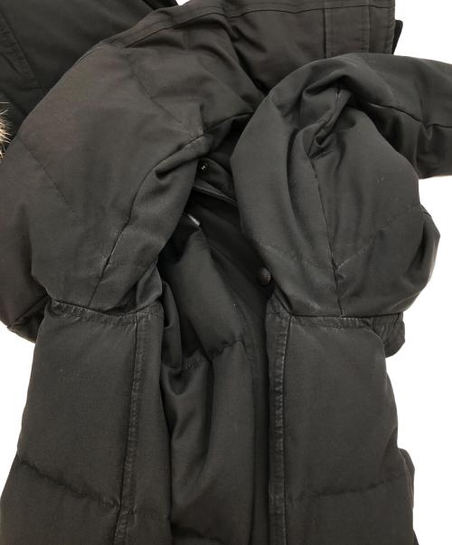 CANADA GOOSE（カナダグース）CANADA GOOSE (カナダグース) MACKENZIE PARKA ブラック サイズ:S/Pの古着・服飾アイテム