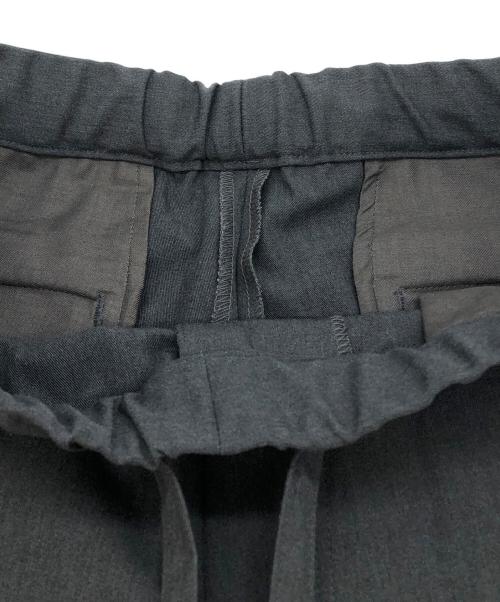 mu（ムー）MU (ムー) EASY TROUSERS CHARCOAL イージー トラウザース ワイド グレー サイズ:下記参照の古着・服飾アイテム