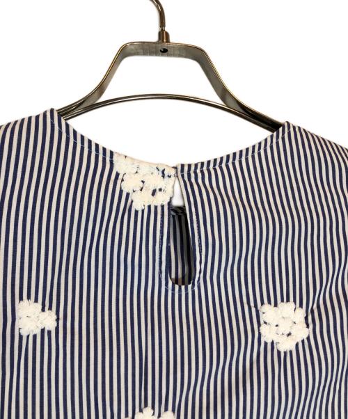 BEARDSLEY（ビアズリー）BEARDSLEY (ビアズリー) 刺繍ブラウス ブルー サイズ:Fの古着・服飾アイテム