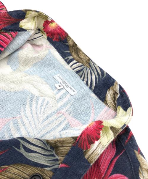 Engineered Garments（エンジニアド ガーメンツ）Engineered Garments (エンジニアド ガーメンツ) HAWAIIAN FLORAL JAVA CLOTH ネイビー サイズ:ｓの古着・服飾アイテム
