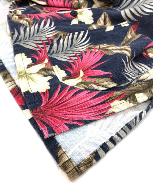 Engineered Garments（エンジニアド ガーメンツ）Engineered Garments (エンジニアド ガーメンツ) HAWAIIAN FLORAL JAVA CLOTH ネイビー サイズ:ｓの古着・服飾アイテム