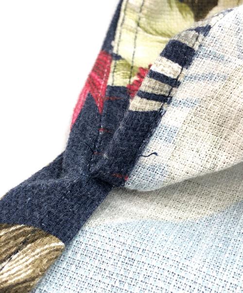 Engineered Garments（エンジニアド ガーメンツ）Engineered Garments (エンジニアド ガーメンツ) HAWAIIAN FLORAL JAVA CLOTH ネイビー サイズ:ｓの古着・服飾アイテム