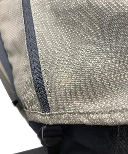 Eddie Bauer（エディーバウアー）Eddie Bauer (エディーバウアー) クロスボディーバッグ グレー×ブラックの古着・服飾アイテム