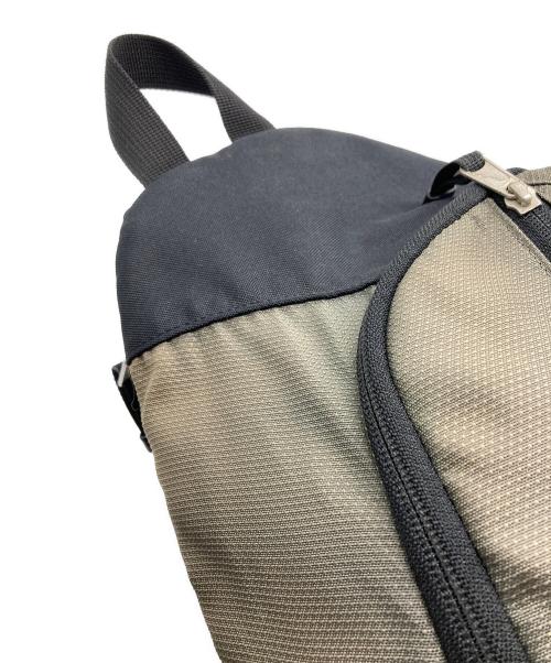 Eddie Bauer（エディーバウアー）Eddie Bauer (エディーバウアー) クロスボディーバッグ グレー×ブラックの古着・服飾アイテム