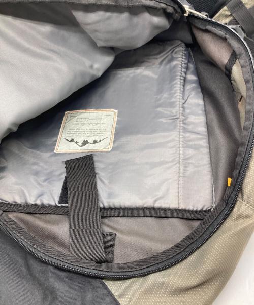Eddie Bauer（エディーバウアー）Eddie Bauer (エディーバウアー) クロスボディーバッグ グレー×ブラックの古着・服飾アイテム