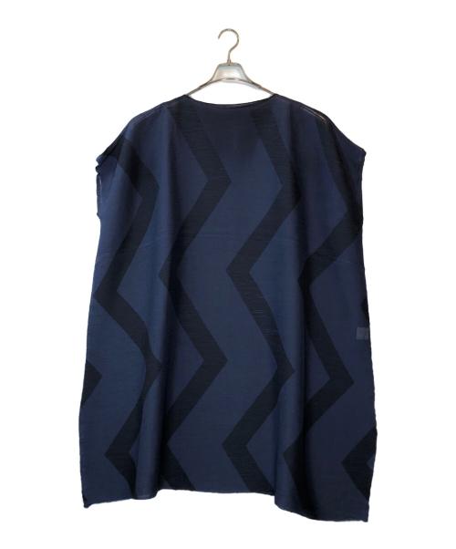 me ISSEY MIYAKE（ミーイッセイ ミヤケ）me ISSEY MIYAKE (ミーイッセイ ミヤケ) プリーツワンピース ネイビー サイズ:下記参照の古着・服飾アイテム