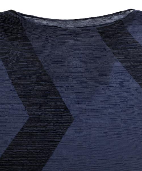 me ISSEY MIYAKE（ミーイッセイ ミヤケ）me ISSEY MIYAKE (ミーイッセイ ミヤケ) プリーツワンピース ネイビー サイズ:下記参照の古着・服飾アイテム