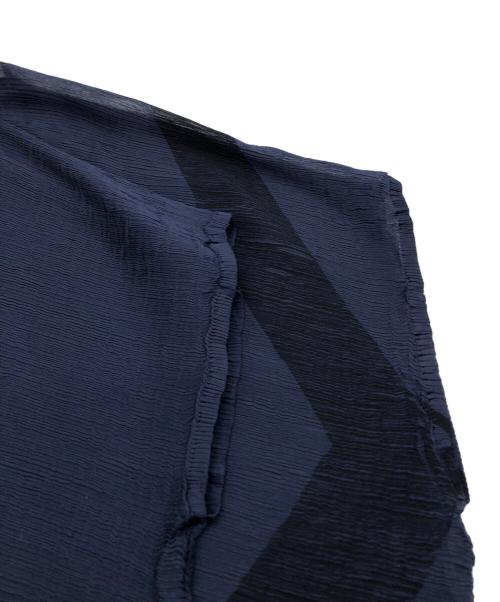 me ISSEY MIYAKE（ミーイッセイ ミヤケ）me ISSEY MIYAKE (ミーイッセイ ミヤケ) プリーツワンピース ネイビー サイズ:下記参照の古着・服飾アイテム
