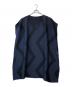 me ISSEY MIYAKE（ミーイッセイ ミヤケ）の古着「プリーツワンピース」｜ネイビー