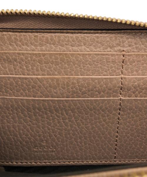 GUCCI（グッチ）GUCCI (グッチ) GGマーモント ジップアップラウンドウォレット ベージュの古着・服飾アイテム