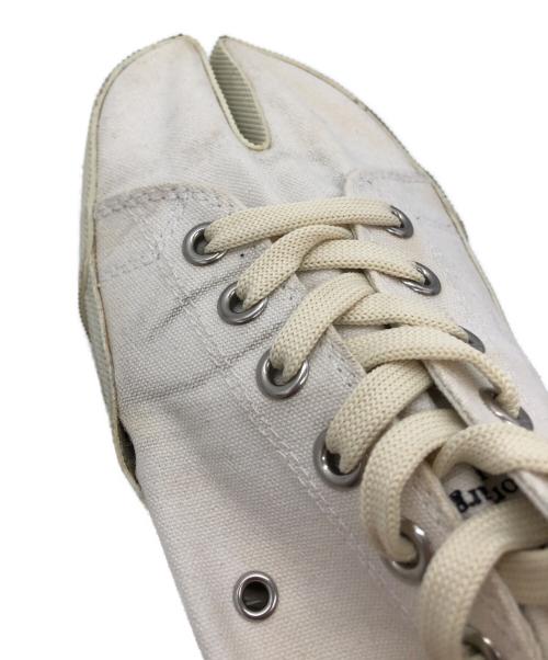 Maison Margiela（メゾンマルジェラ）Maison Margiela (メゾンマルジェラ) 足袋キャンバススニーカー ホワイト サイズ:42の古着・服飾アイテム