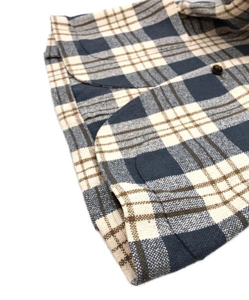 LARDINI（ラルディーニ）LARDINI (ラルディーニ) チェック柄シルクテーラードジャケット グレー×ベージュ サイズ:44の古着・服飾アイテム