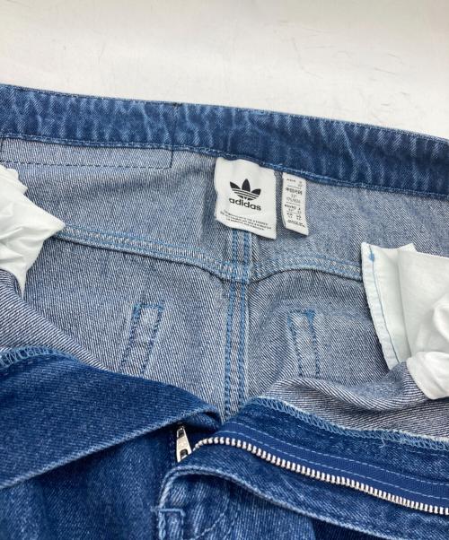 adidas（アディダス）adidas (アディダス) FIREBIRD ADICOLOR DENIM PANTS インディゴ サイズ:SIZE 32の古着・服飾アイテム