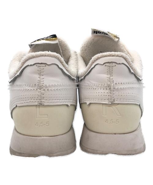Maison Margiela（メゾンマルジェラ）Maison Margiela (メゾンマルジェラ) REEBOK (リーボック) クラシック レザー メモリーオブ メゾン マルジェラ ホワイト サイズ:23.5cmの古着・服飾アイテム