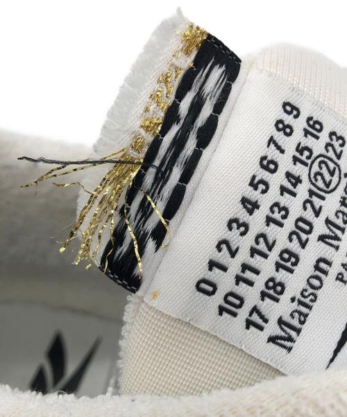 Maison Margiela（メゾンマルジェラ）Maison Margiela (メゾンマルジェラ) REEBOK (リーボック) クラシック レザー メモリーオブ メゾン マルジェラ ホワイト サイズ:23.5cmの古着・服飾アイテム