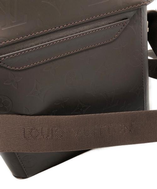 LOUIS VUITTON（ルイ ヴィトン）LOUIS VUITTON (ルイ ヴィトン) ショルダーバッグ ブラウンの古着・服飾アイテム