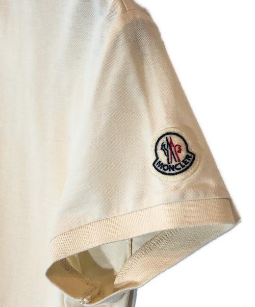 MONCLER（モンクレール）MONCLER (モンクレール) フリルカラーポロシャツ アイボリー サイズ:Sの古着・服飾アイテム