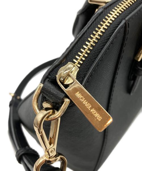 MICHAEL KORS（マイケルコース）MICHAEL KORS (マイケルコース) ショルダーバッグ ブラックの古着・服飾アイテム