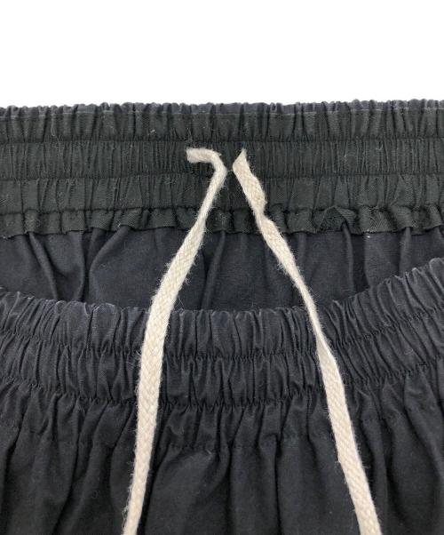 atelier naruse（アトリエナルセ）atelier naruse (アトリエナルセ) cotton patch pocket skirt ブラック サイズ:Fの古着・服飾アイテム