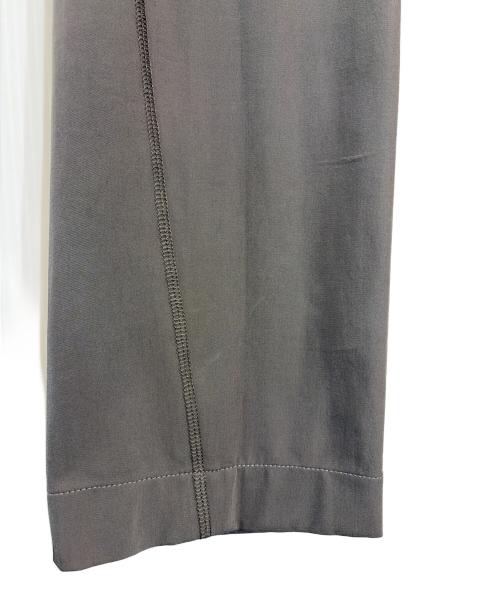 PLEATS PLEASE（プリーツプリーズ）PLEATS PLEASE (プリーツプリーズ) ナイロンパンツ グレー サイズ:3の古着・服飾アイテム