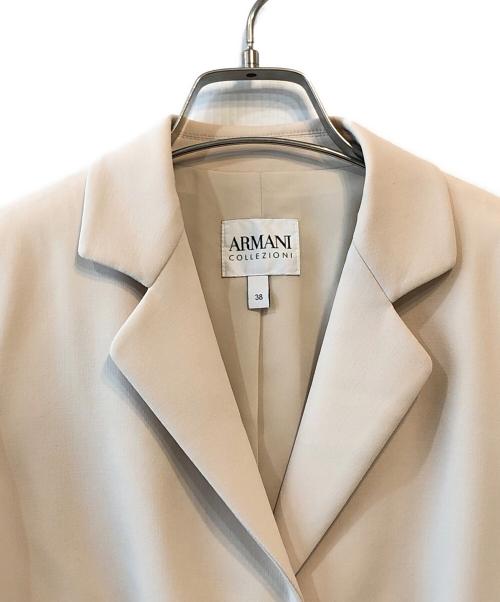 ARMANI COLLEZIONI（アルマーニ コレツィオーニ）ARMANI COLLEZIONI (アルマーニ コレツィオーニ) 3Bジャケット ベージュ サイズ:38の古着・服飾アイテム