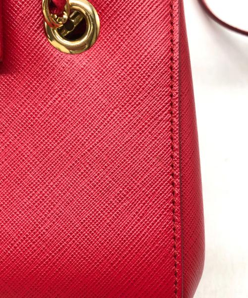 Salvatore Ferragamo（サルヴァトーレ フェラガモ）Salvatore Ferragamo (サルヴァトーレ フェラガモ) ヴァラリボンチェーンハンドバッグ レッドの古着・服飾アイテム