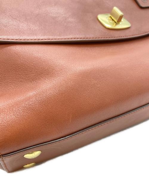 COACH（コーチ）COACH (コーチ) レガシー ハーパー トリプル ジップ サッチェル ブラウンの古着・服飾アイテム