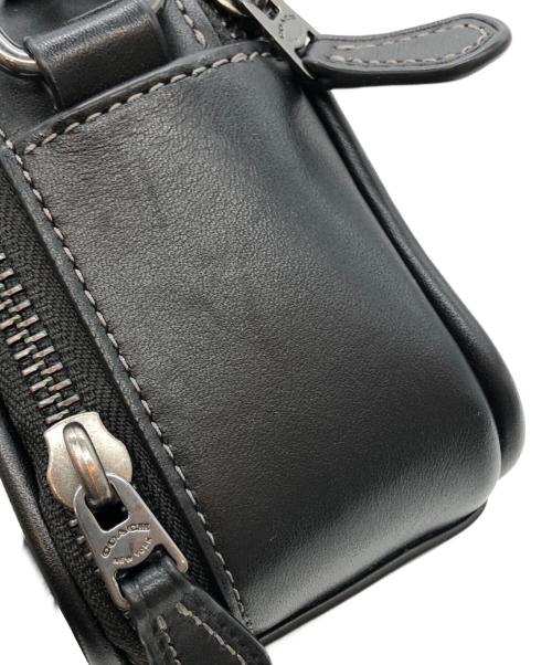COACH（コーチ）COACH (コーチ) ショルダーポーチ ブラックの古着・服飾アイテム