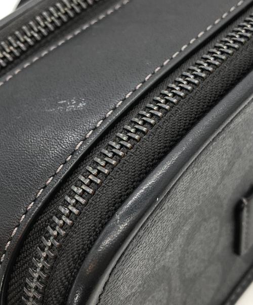 COACH（コーチ）COACH (コーチ) ショルダーポーチ ブラックの古着・服飾アイテム