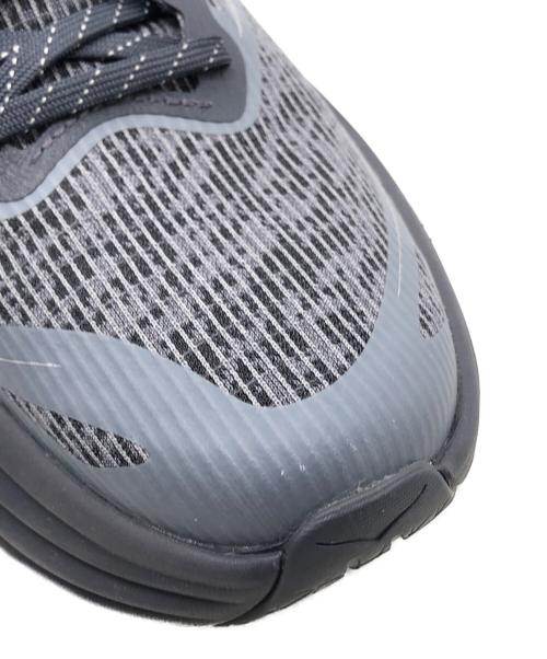 HOKA（ホカ）HOKA (ホカ) BONDI 8 TS CAGED CHARCOAL ブルー サイズ:28ｃｍの古着・服飾アイテム