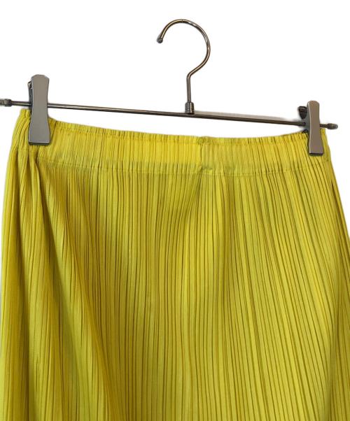 PLEATS PLEASE（プリーツプリーズ）PLEATS PLEASE (プリーツプリーズ) プリーツロングスカート イエロー サイズ:4の古着・服飾アイテム