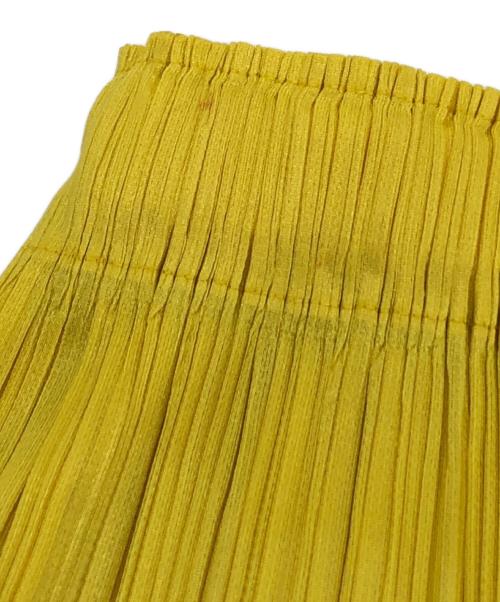 PLEATS PLEASE（プリーツプリーズ）PLEATS PLEASE (プリーツプリーズ) プリーツロングスカート イエロー サイズ:4の古着・服飾アイテム