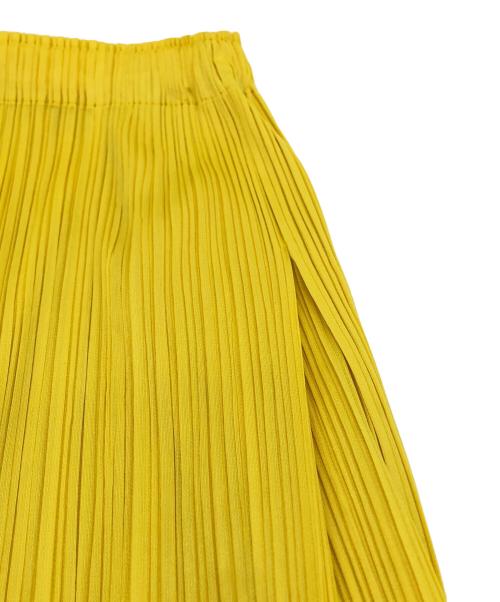 PLEATS PLEASE（プリーツプリーズ）PLEATS PLEASE (プリーツプリーズ) プリーツロングスカート イエロー サイズ:4の古着・服飾アイテム