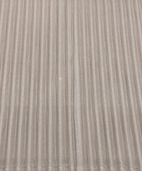 HOMME PLISSE ISSEY MIYAKE（オム プリッセ イッセイ ミヤケ）HOMME PLISSE ISSEY MIYAKE (オム プリッセ イッセイ ミヤケ) プリーツ ヘンリーネック カットソー ベージュ サイズ:２の古着・服飾アイテム