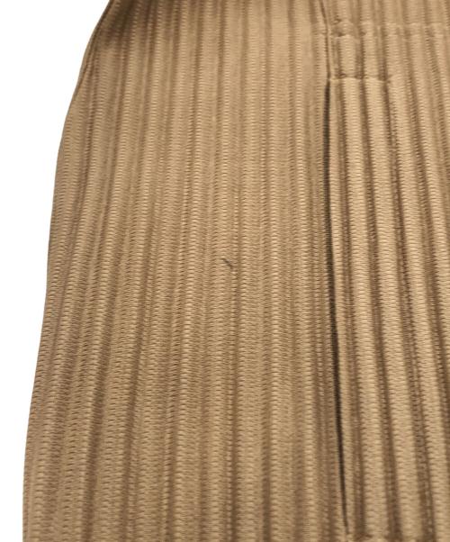 HOMME PLISSE ISSEY MIYAKE（オム プリッセ イッセイ ミヤケ）HOMME PLISSE ISSEY MIYAKE (オム プリッセ イッセイ ミヤケ) プリーツジャケット ブラウン サイズ:3の古着・服飾アイテム