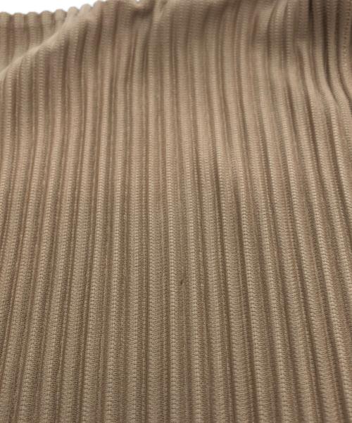 HOMME PLISSE ISSEY MIYAKE（オム プリッセ イッセイ ミヤケ）HOMME PLISSE ISSEY MIYAKE (オム プリッセ イッセイ ミヤケ) プリーツジャケット ブラウン サイズ:3の古着・服飾アイテム