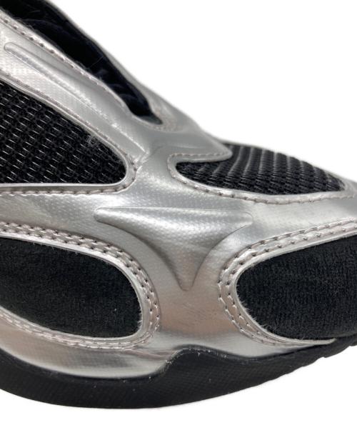 NIKE（ナイキ）NIKE (ナイキ) WMNS AIR MAX MUSE BLACK/METALLIC SILVER シルバー サイズ:US11の古着・服飾アイテム