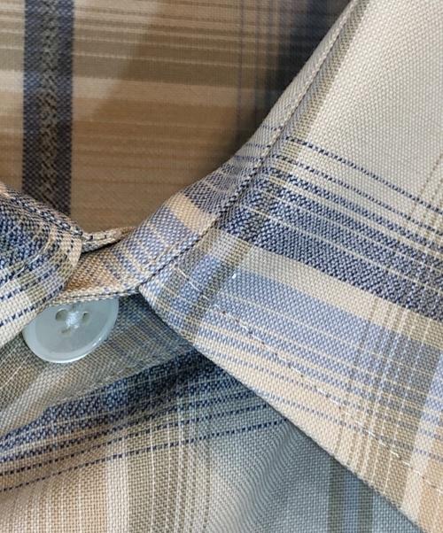 AURALEE（オーラリー）AURALEE (オーラリー) SUPER LIGHT WOOL CHECK SHIRTS ベージュ サイズ:3の古着・服飾アイテム