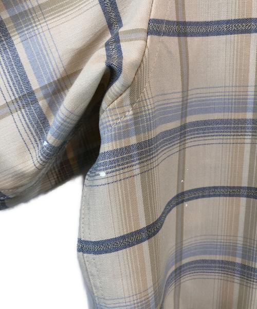 AURALEE（オーラリー）AURALEE (オーラリー) SUPER LIGHT WOOL CHECK SHIRTS ベージュ サイズ:3の古着・服飾アイテム