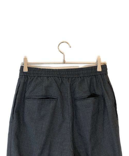 ATON（エイトン）ATON (エイトン) Wool tropical easy tapered pants グレー サイズ:02の古着・服飾アイテム