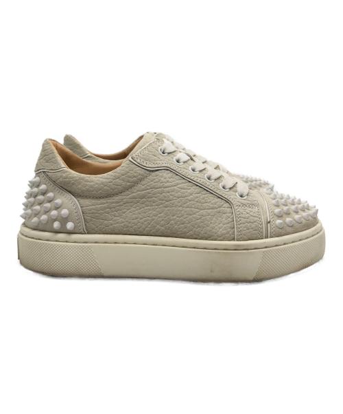 Christian Louboutin（クリスチャン・ルブタン）Christian Louboutin (クリスチャン・ルブタン) スタッズスニーカー アイボリー サイズ:37の古着・服飾アイテム
