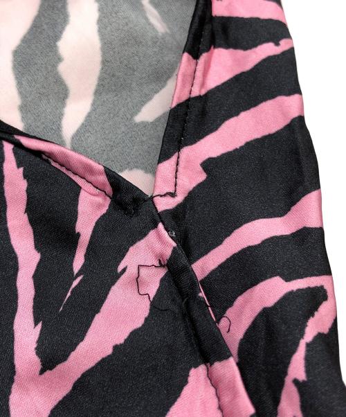 MM6 Maison Margiela（エムエムシックスメゾンマルジェラ）MM6 Maison Margiela (エムエムシックスメゾンマルジェラ) ゼブラ柄リボンノースリーブブラウス ショッキングピンク サイズ:XSの古着・服飾アイテム