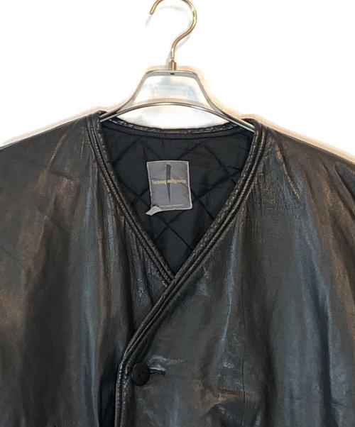 ISSEY MIYAKE（イッセイミヤケ）ISSEY MIYAKE (イッセイミヤケ) ノーカラーレザージャケット ブラック サイズ:9の古着・服飾アイテム
