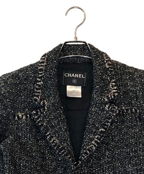 CHANEL（シャネル）CHANEL (シャネル) リボン・ココマークボタン付き  ツイードジャケット ブラック×ブラウン サイズ:38の古着・服飾アイテム