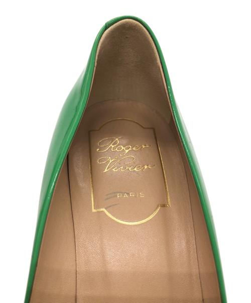 Roger Vivier（ロジェ ヴィヴィエ）Roger Vivier (ロジェ ヴィヴィエ) エナメルパンプス グリーン サイズ:36 1/2の古着・服飾アイテム