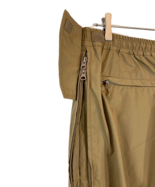 DAIWA PIER39（ダイワ ピア39）DAIWA PIER39 (ダイワ ピア39) TECH MIL ECWCS OVER PANTS ベージュ サイズ:Sの古着・服飾アイテム