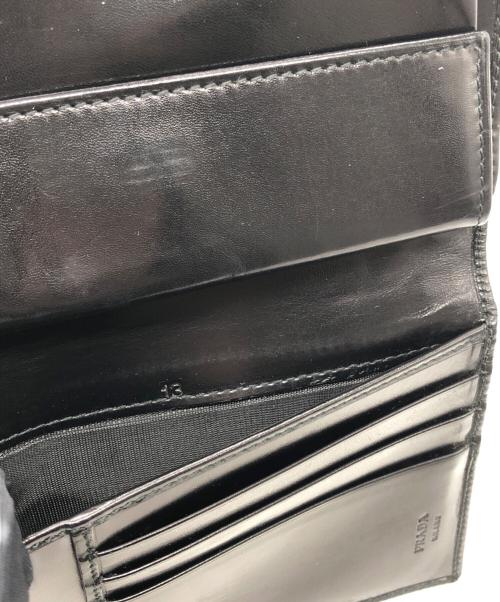 PRADA（プラダ）PRADA (プラダ) 2つ折り財布 ブラック サイズ:下記参照の古着・服飾アイテム