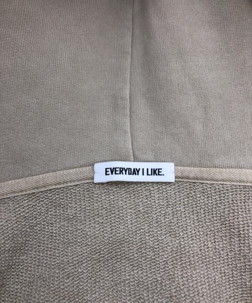 DEUXIEME CLASSE（ドゥーズィエム クラス）DEUXIEME CLASSE (ドゥーズィエム クラス) EVERYDAY I LIKE. (エヴリデイ アイ ライク) Vintage Like ジップ フーディー ベージュ サイズ:無しの古着・服飾アイテム