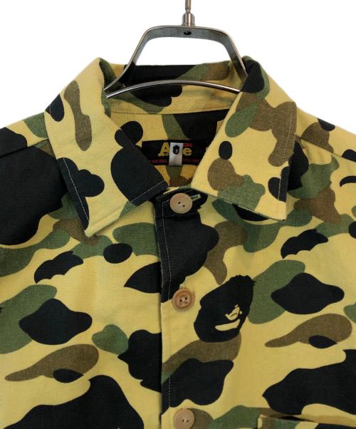 A BATHING APE（アベイシングエイプ）A BATHING APE (アベイシングエイプ) 総柄シャツ ベージュ サイズ:Sの古着・服飾アイテム